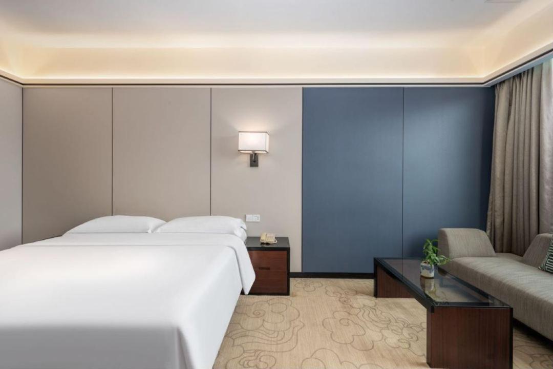 Mizparton Hotel South Qianjin Road Heshan  エクステリア 写真
