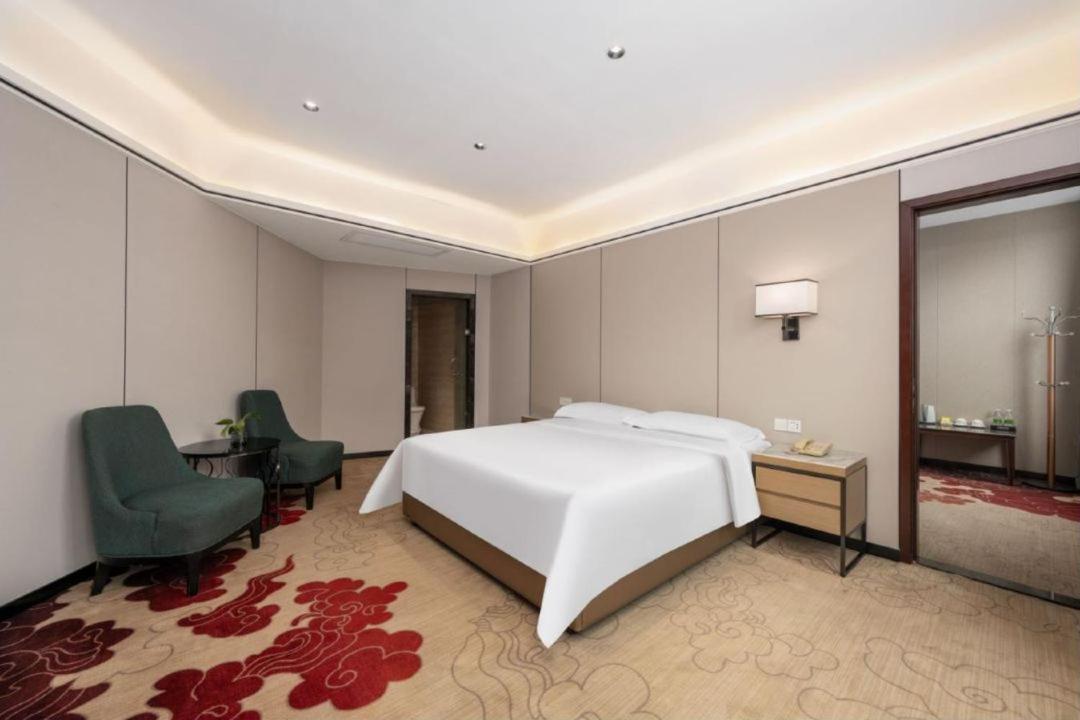 Mizparton Hotel South Qianjin Road Heshan  エクステリア 写真