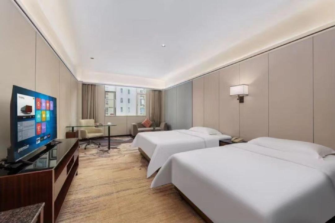 Mizparton Hotel South Qianjin Road Heshan  エクステリア 写真